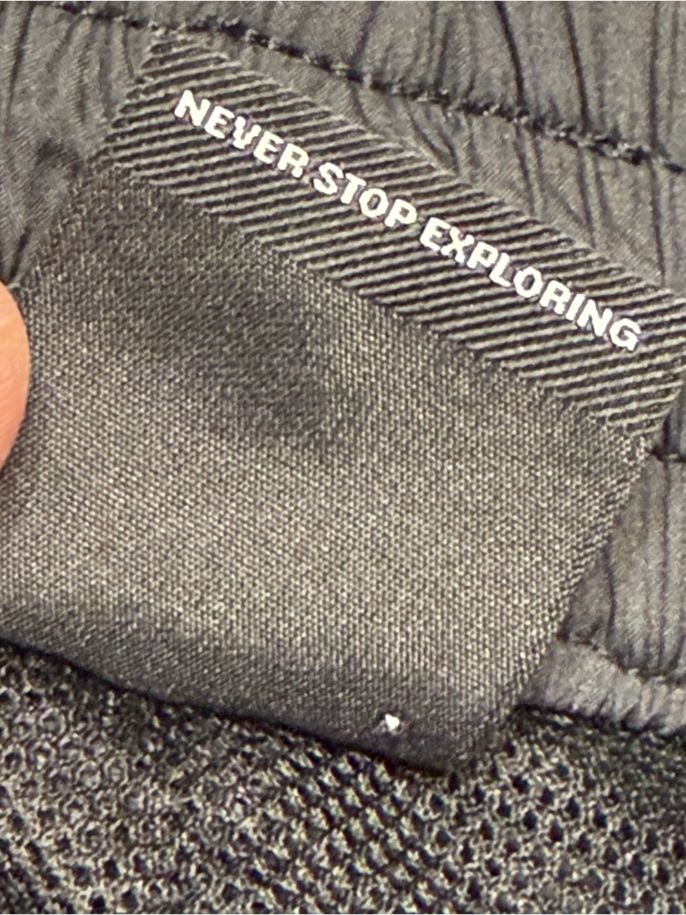 The North Face Hydrenaline 2000 Floral Mushroom Windwall Jogger Pants Small - Picture 6 of 12